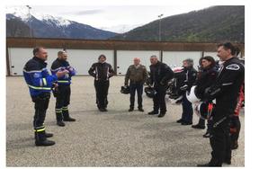 « Tutorat deux-roues motorisées – reprise de la moto après l'hiver »